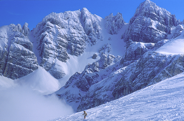 Jessica skiing at Axomer Lizum in Austria